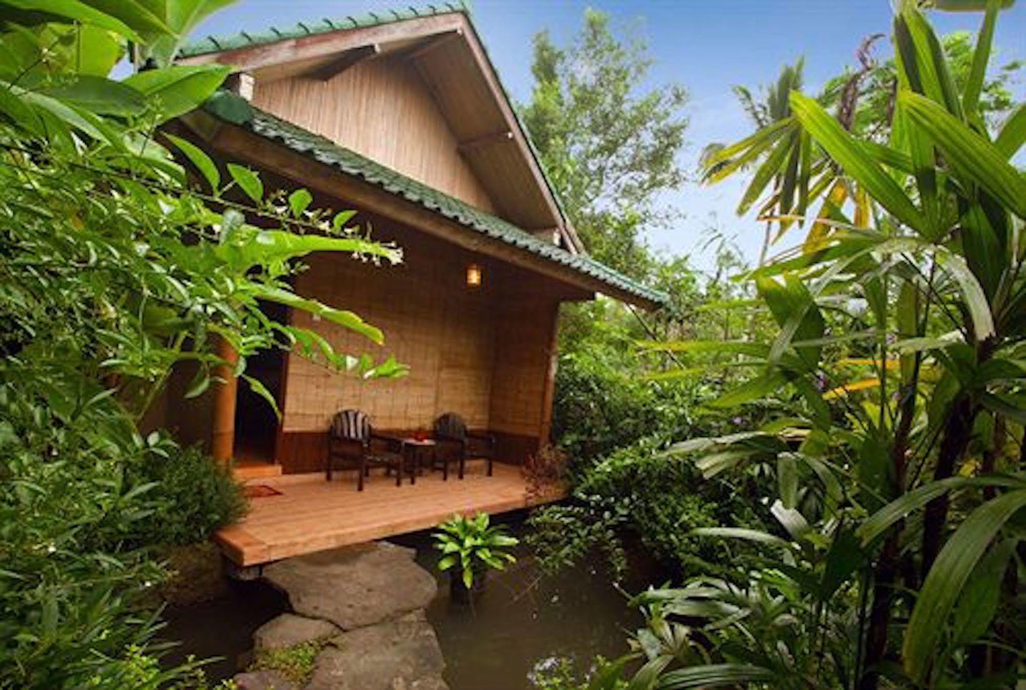 The Aura Shanti Retreat Baturiti Exterior foto