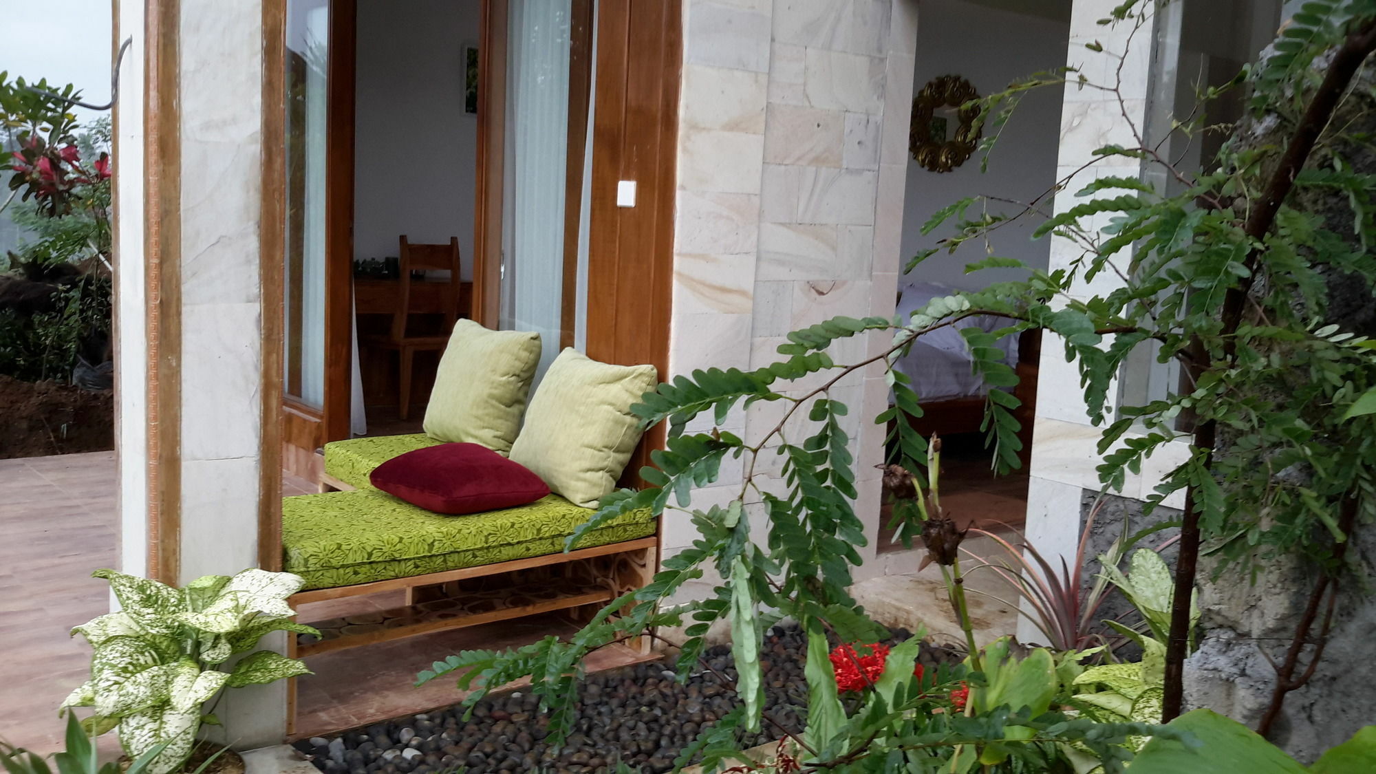 The Aura Shanti Retreat Baturiti Exterior foto